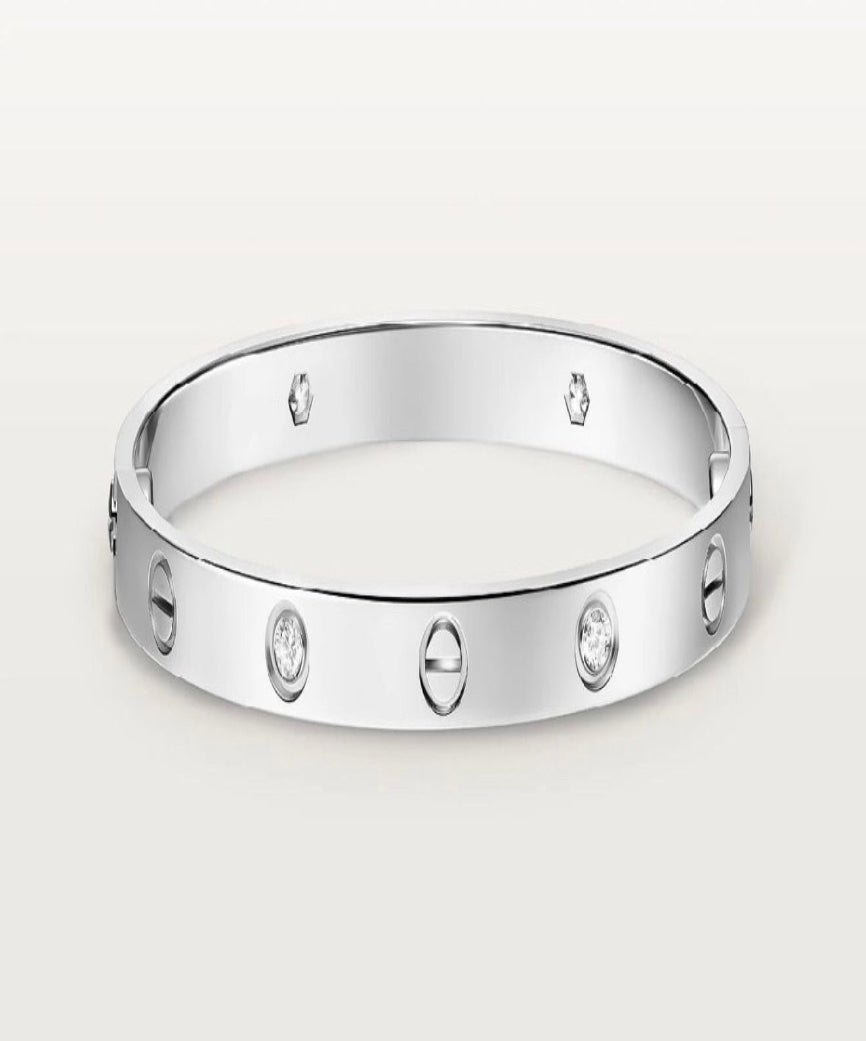 LOVE ME DIAMS BRACELET